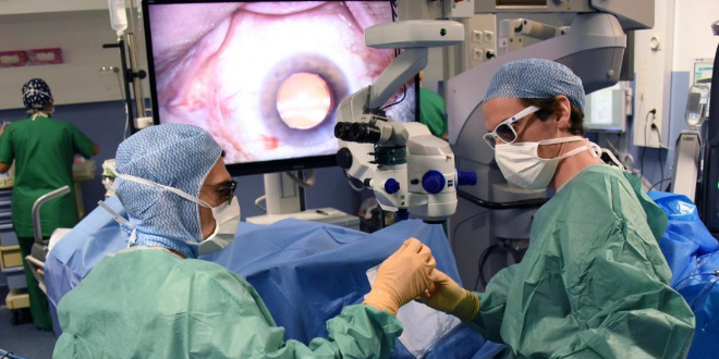 L'hôpital Nord utilise le système de chirurgie 3D de dernière génération en ophtalmologie