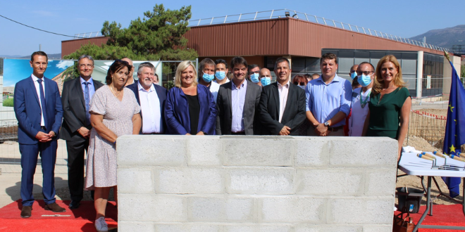 Pose de la première pierre du bâtiment d'extension du nouvel Hôpital de Grasse